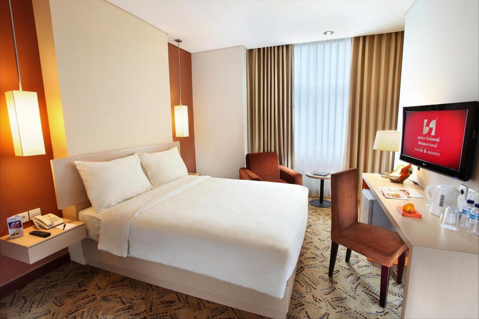 Swiss-Belinn Balikpapan Ngoại thất bức ảnh