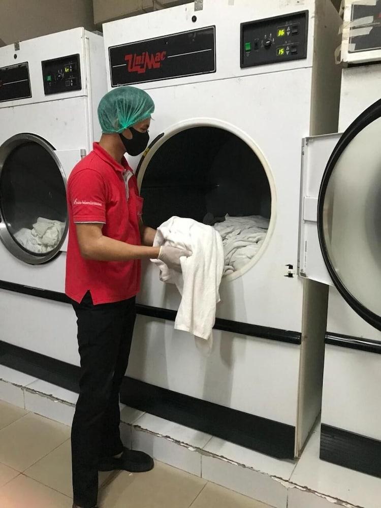 Swiss-Belinn Balikpapan Ngoại thất bức ảnh