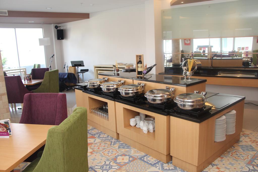 Swiss-Belinn Balikpapan Ngoại thất bức ảnh