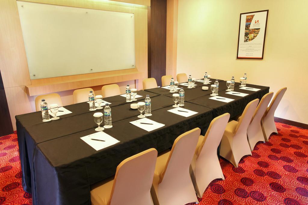 Swiss-Belinn Balikpapan Ngoại thất bức ảnh