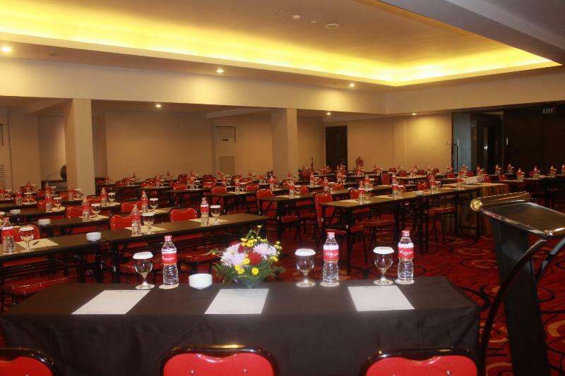 Swiss-Belinn Balikpapan Ngoại thất bức ảnh
